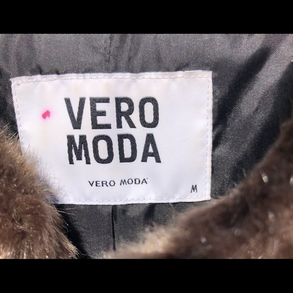 NEW VERO MODA Nordstrom Grey Animal Print Faux Fur Luxury Lounge Jacket M Coat - Picture 5 of 7